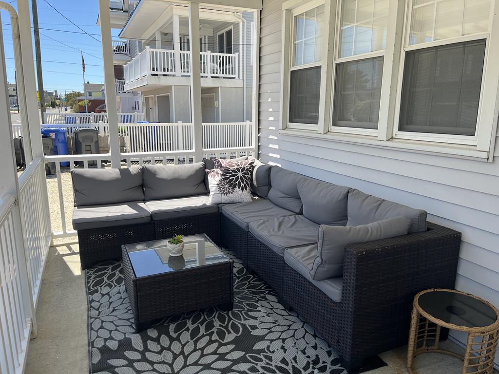 808 Beach Avenue, Beach Haven (Ocean Side)
