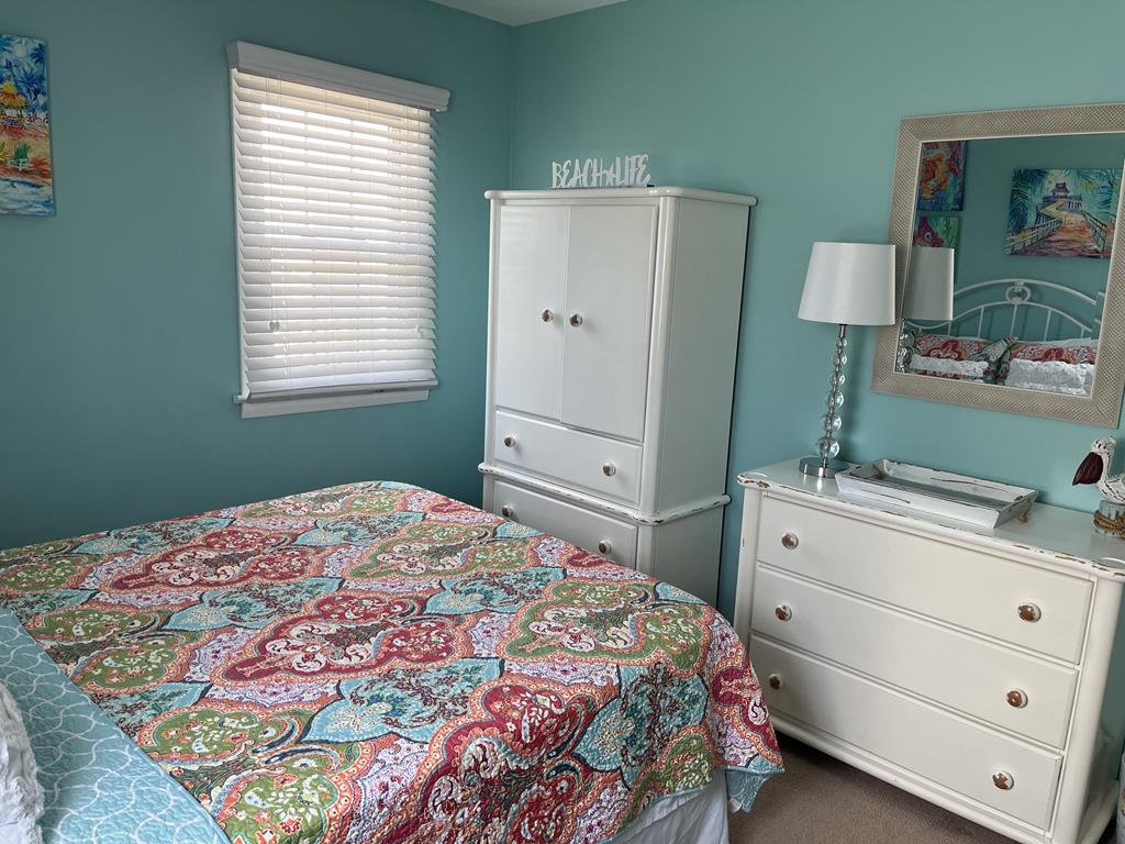 808 Beach Avenue, Beach Haven (Ocean Side)
