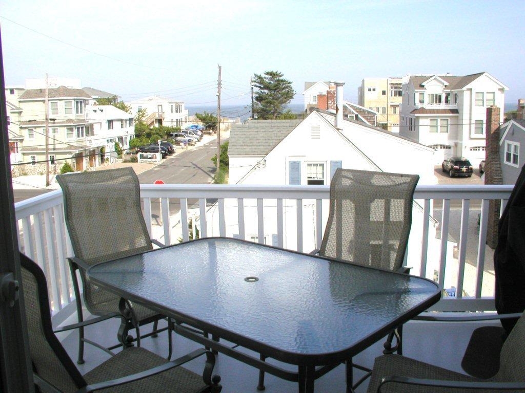 124 E. 28th Street, Beach Haven Gardens (Ocean Side)