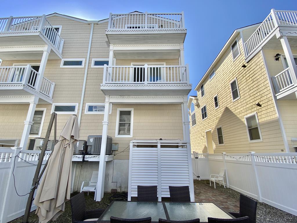 29 33rd Street, Sea Isle City (Beach Block)