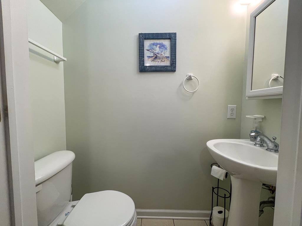 219 S Lafayette St Devonshire | Photo 18