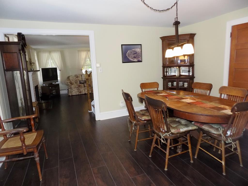 409 Princeton | Photo 12