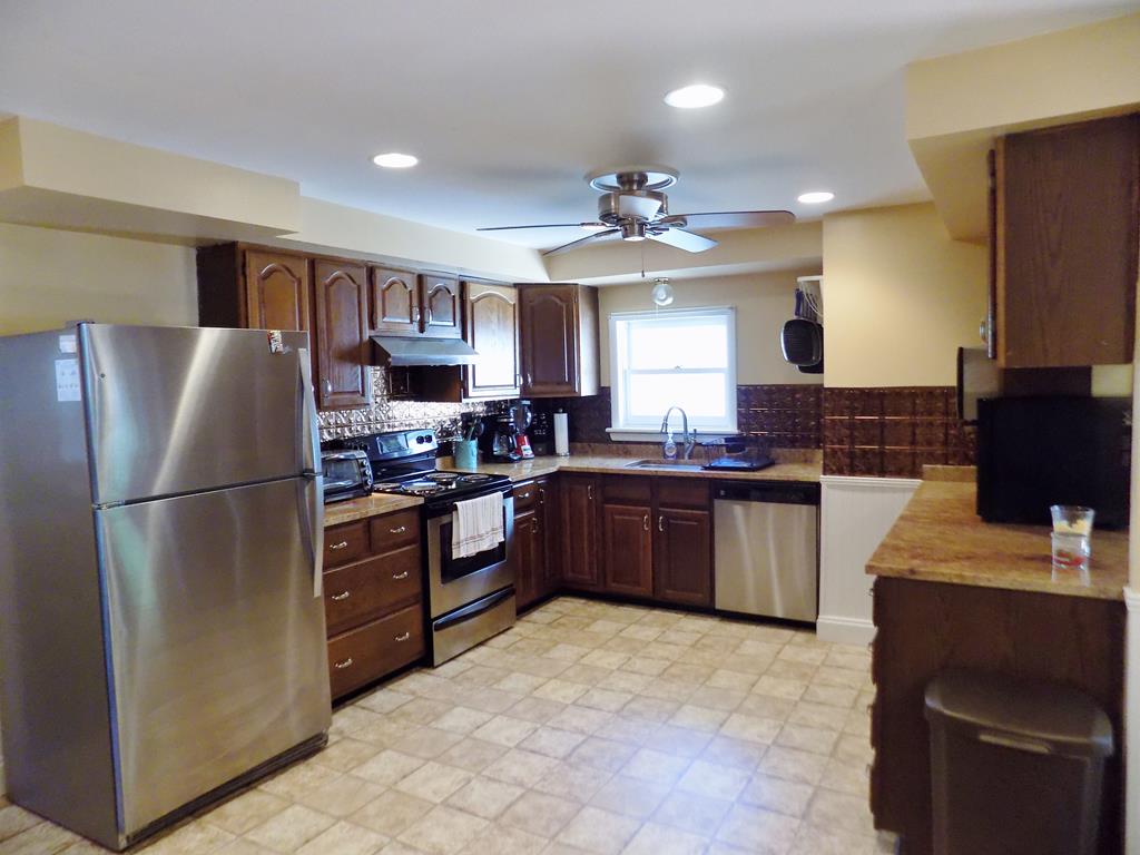 409 Princeton | Photo 13