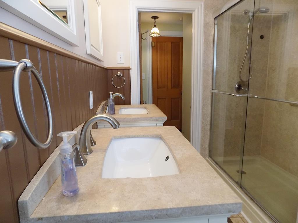 409 Princeton | Photo 21