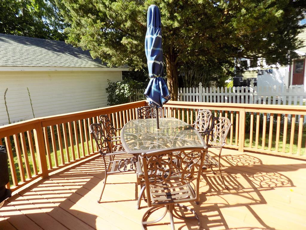 409 Princeton | Photo 31