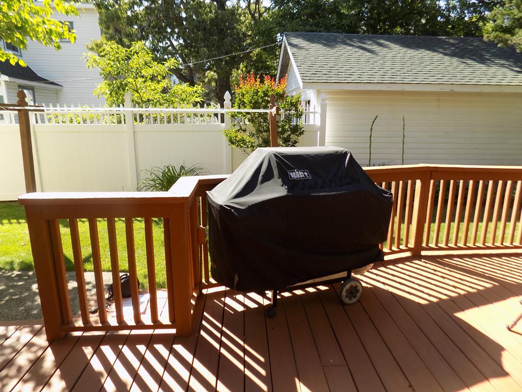 409 Princeton | Photo 32