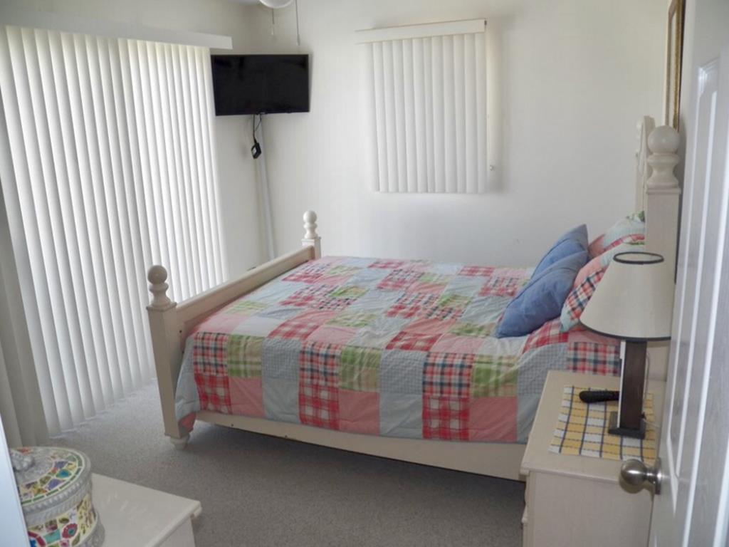 7304 Pleasure Avenue, Sea Isle City (Beach Block)