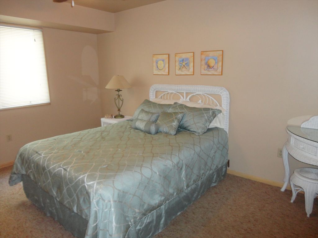 6105 Landis Avenue, Sea Isle City (Beach Block)