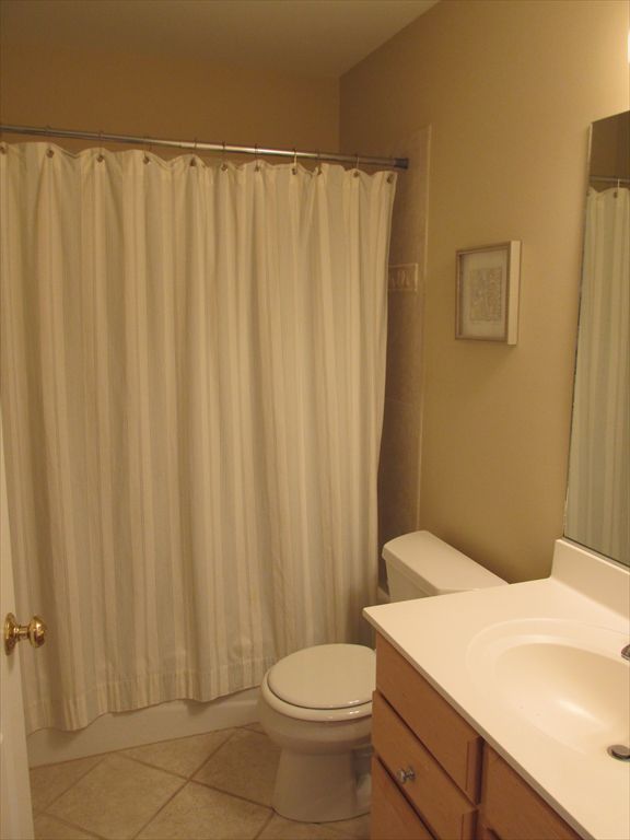 25 West 11th Street, Avalon (Center)