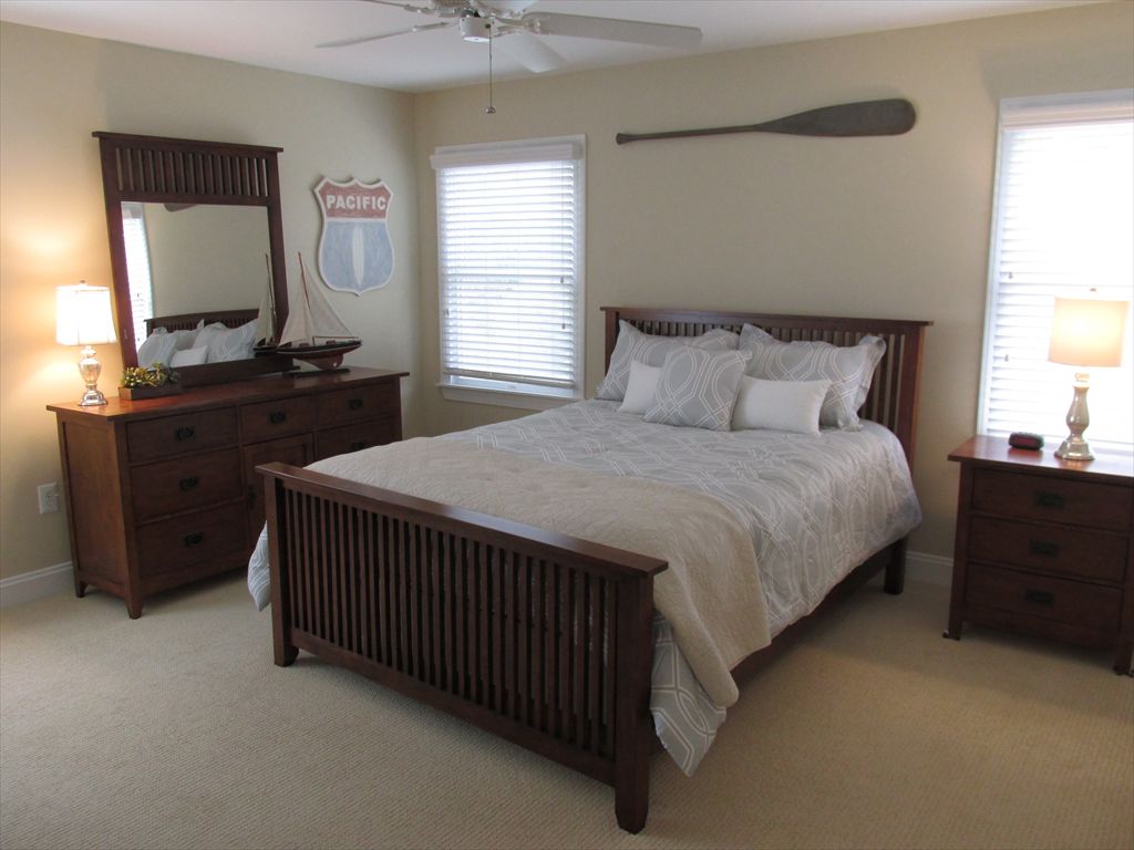 25 West 11th Street, Avalon (Center)