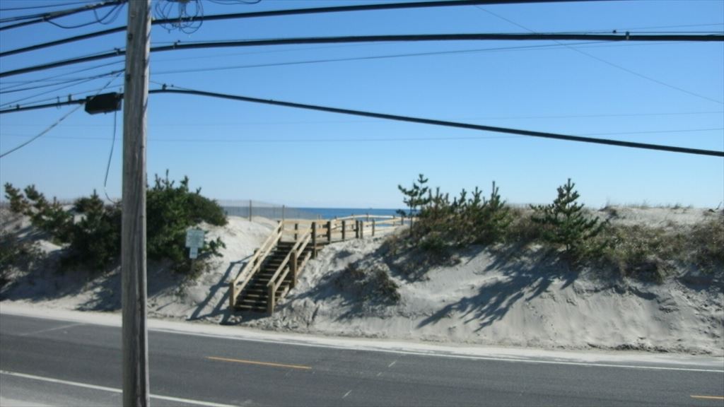 1204 Landis Avenue, Sea Isle City (Beach Front)