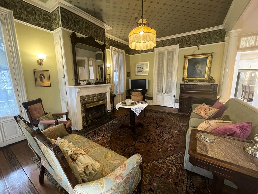 John F. Craig House | Photo 12