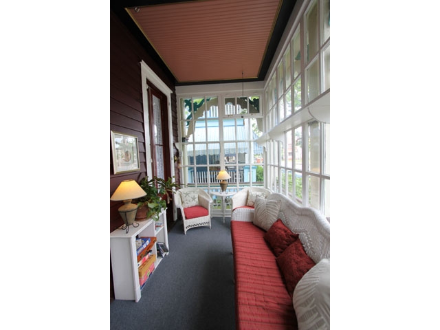 John F. Craig House | Photo 4