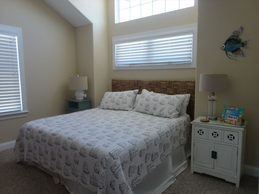7408 Landis Avenue, Sea Isle City (Center)