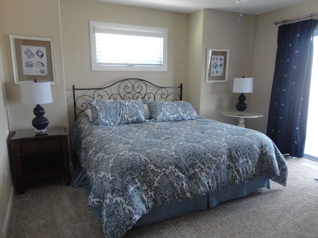 7408 Landis Avenue, Sea Isle City (Center)
