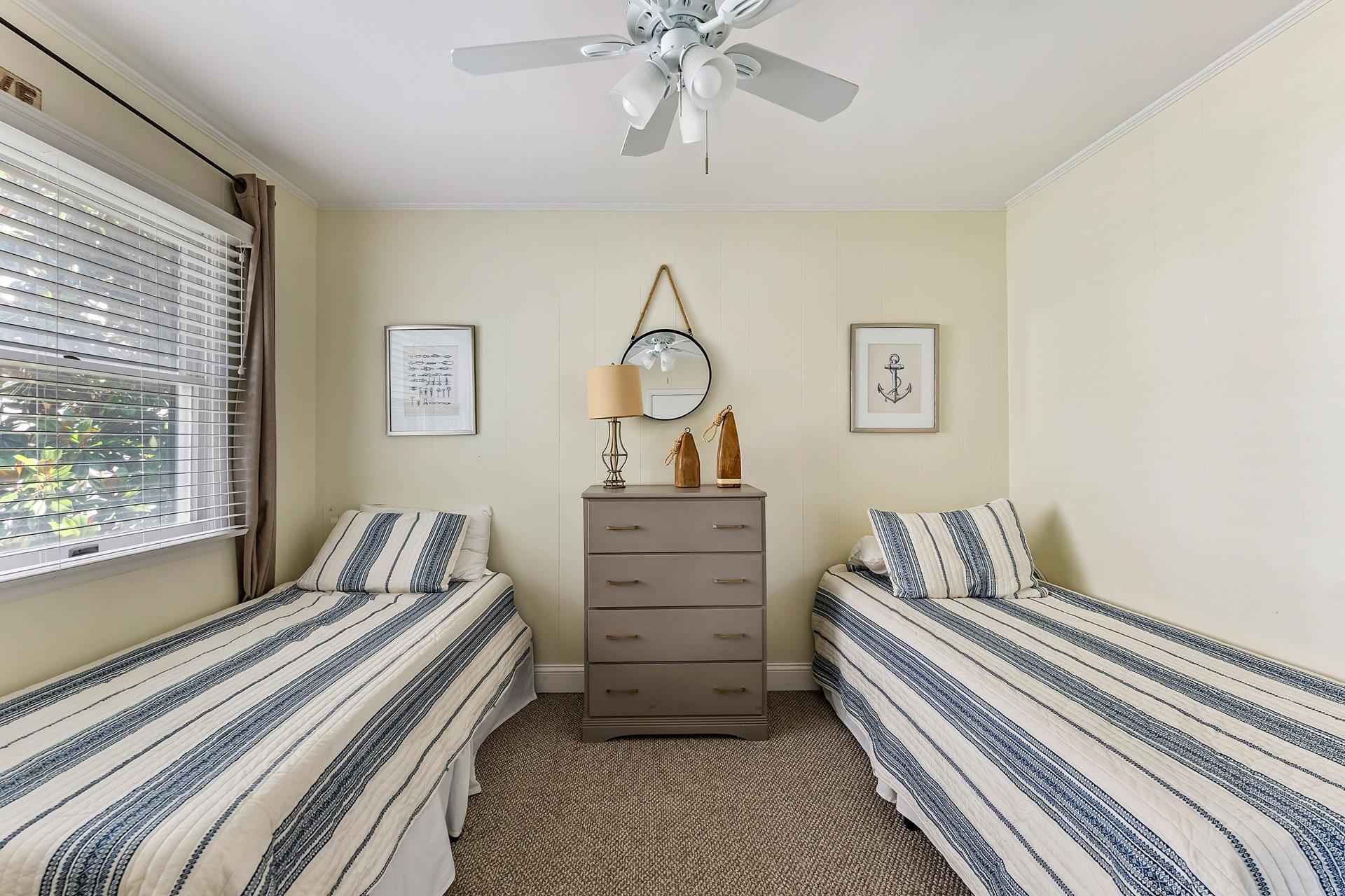 460 20th Street, Avalon (Center)