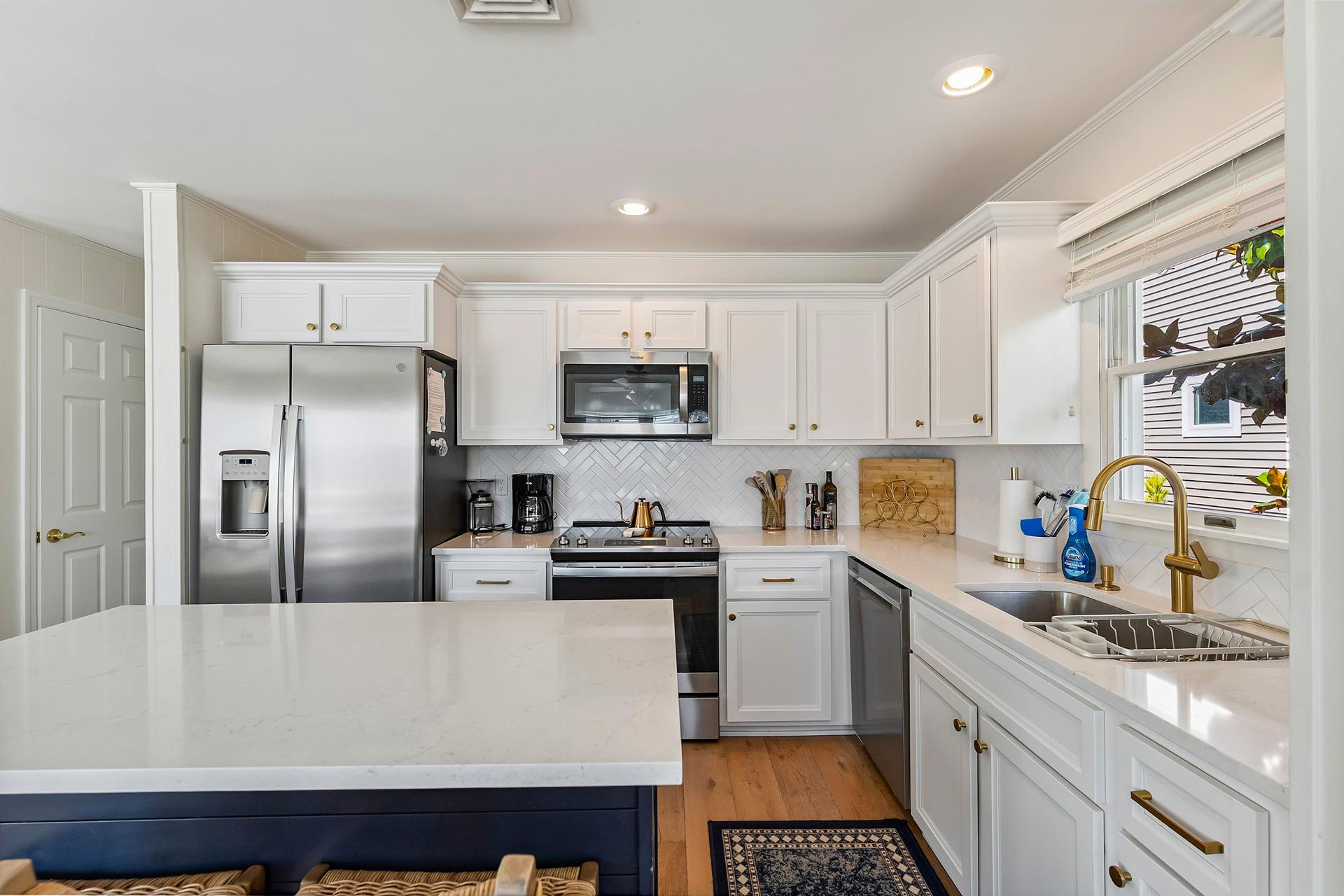 460 20th Street, Avalon (Center)