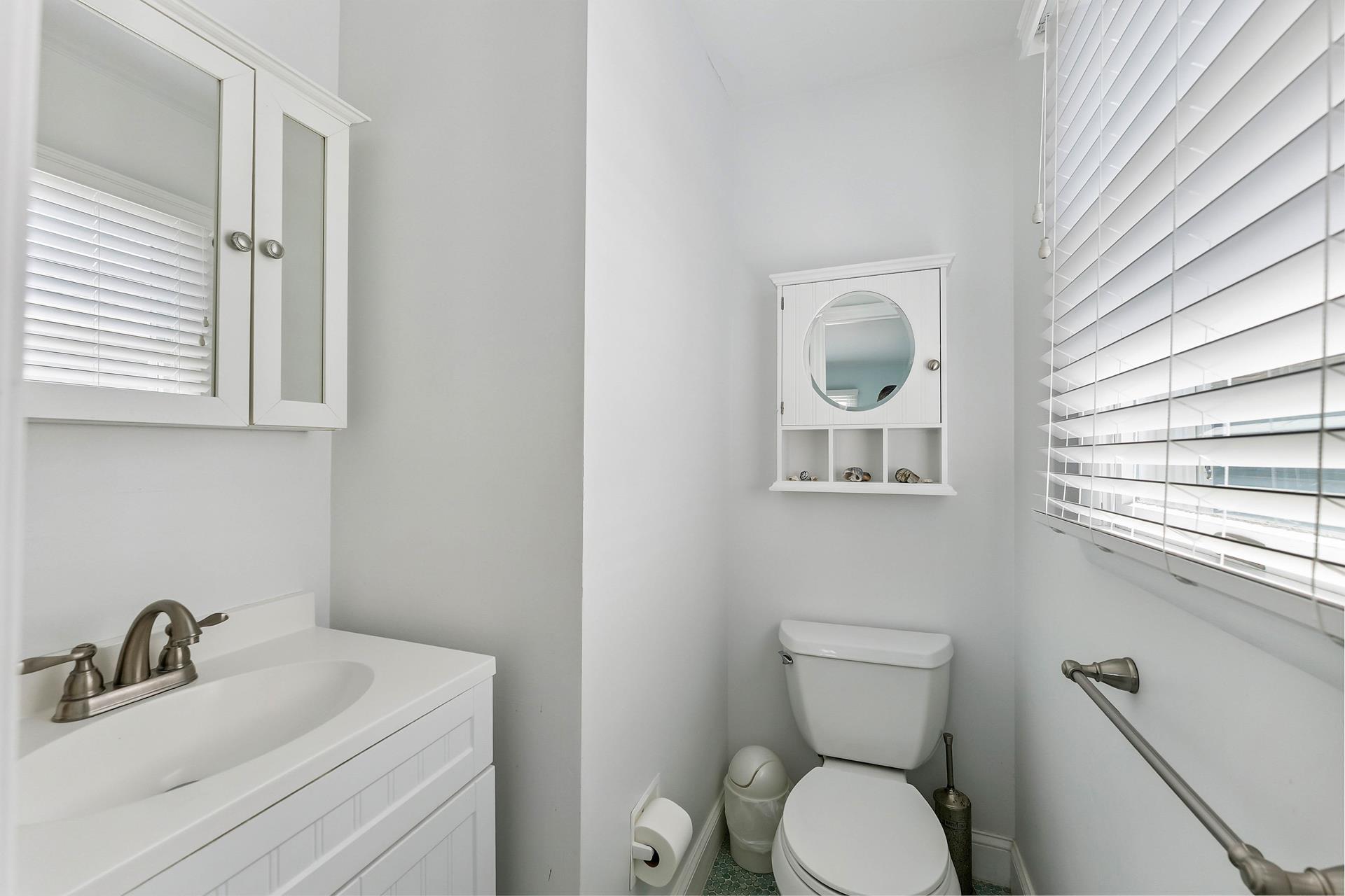 460 20th Street, Avalon (Center)