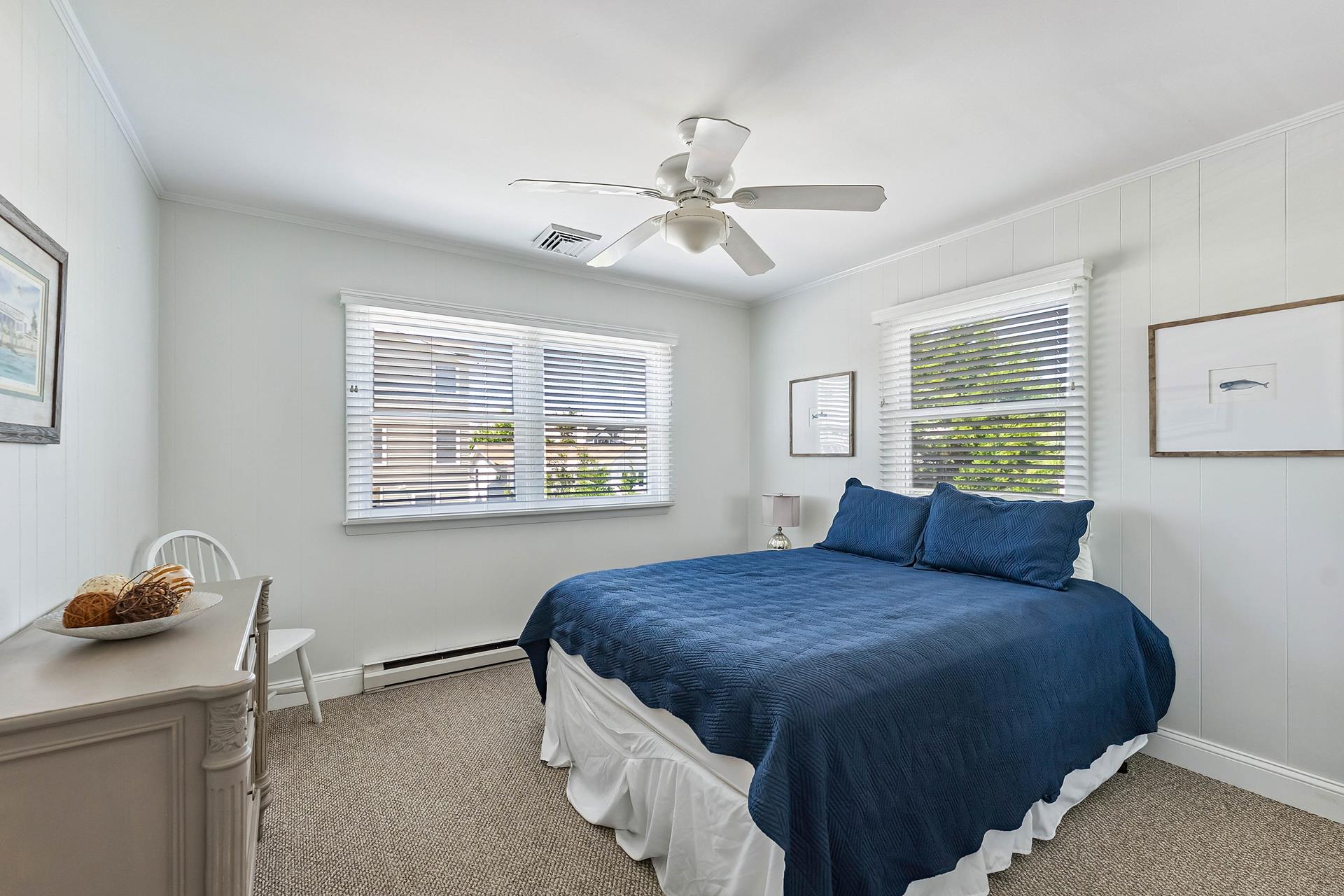 460 20th Street, Avalon (Center)