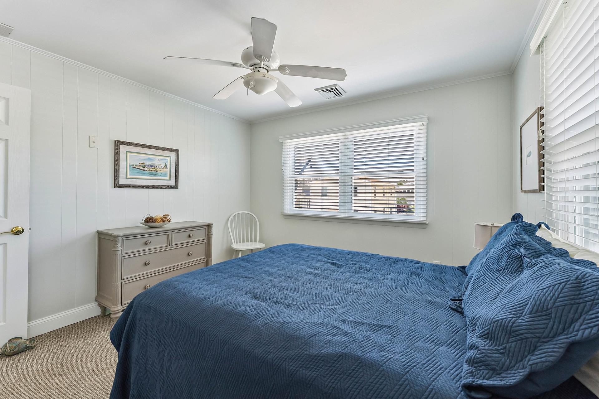 460 20th Street, Avalon (Center)