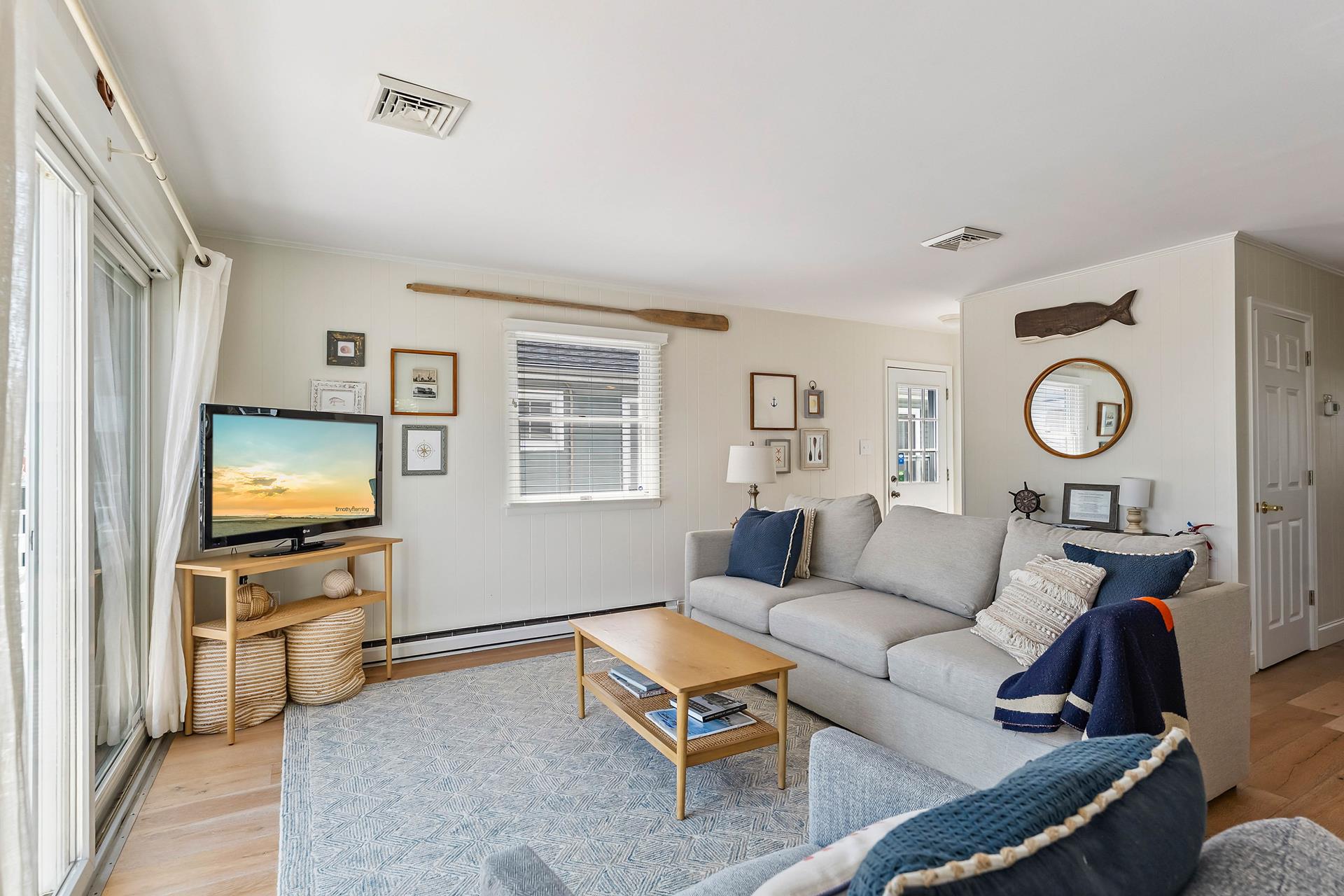 460 20th Street, Avalon (Center)