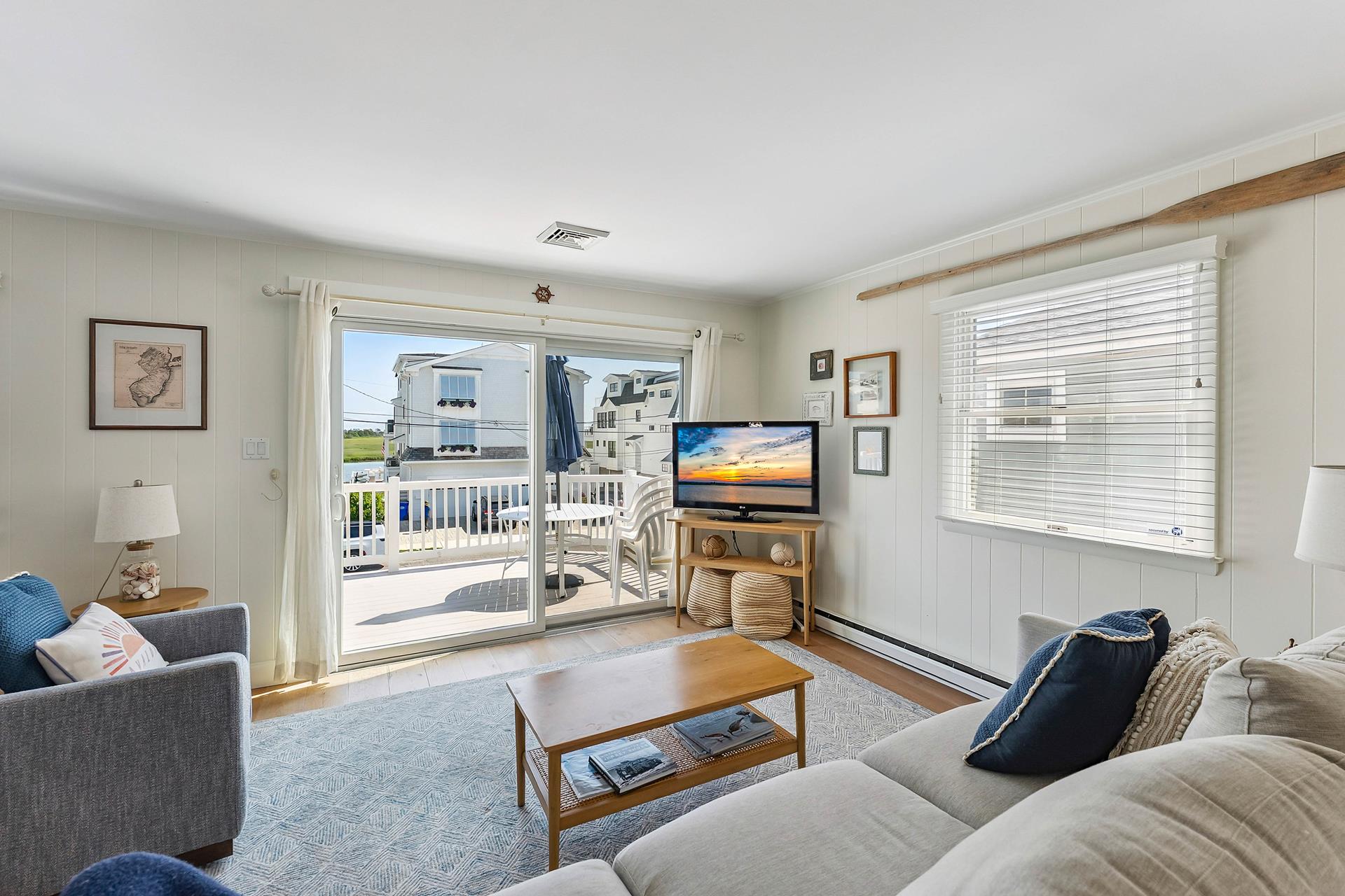 460 20th Street, Avalon (Center)