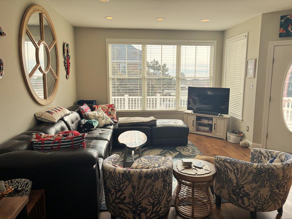 WATER VIEW TWIN ONE BLOCK TO BEACH | Photo 13