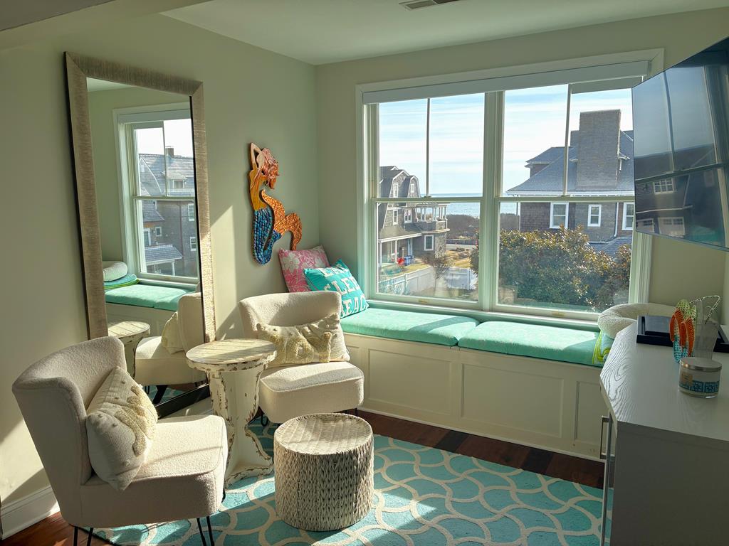 WATER VIEW TWIN ONE BLOCK TO BEACH | Photo 22