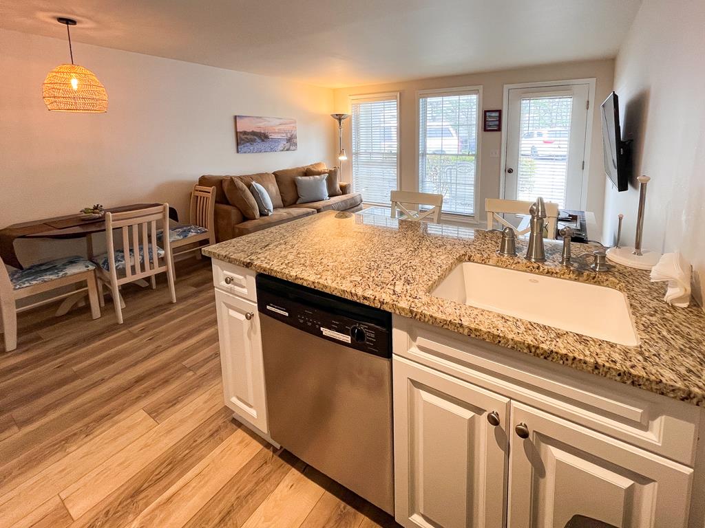 Driftwood Dream Unit 12 | Photo 7