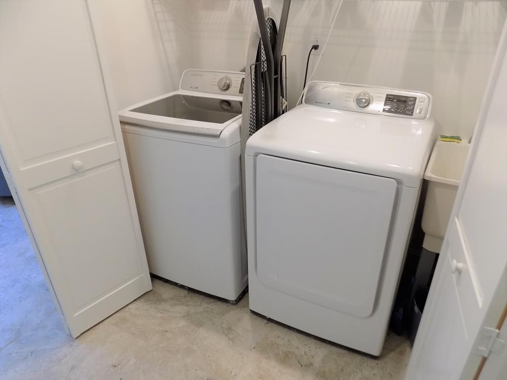 Water Front - Gorgeous Views | Photo 30