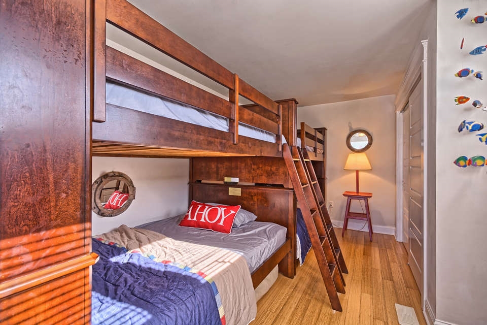 38 East Whittier, Strathmere (Oceanside)