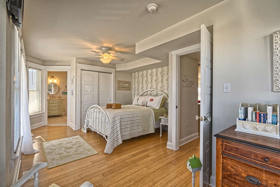 38 East Whittier, Strathmere (Oceanside)