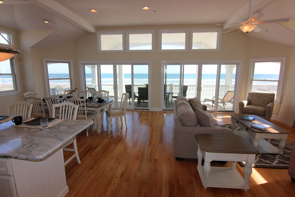 7717 Pleasure Avenue, Sea Isle City (Beach Front)