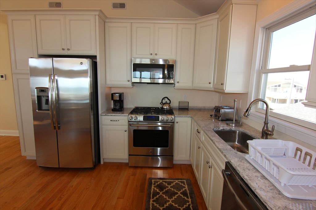 7717 Pleasure Avenue, Sea Isle City (Beach Front)