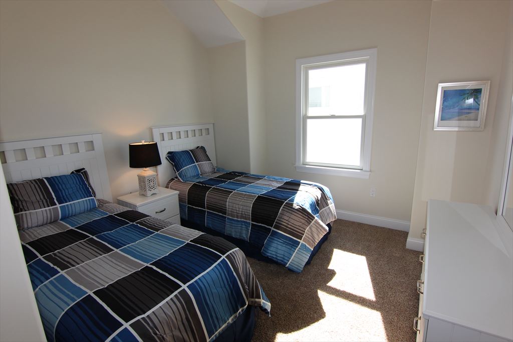 7717 Pleasure Avenue, Sea Isle City (Beach Front)