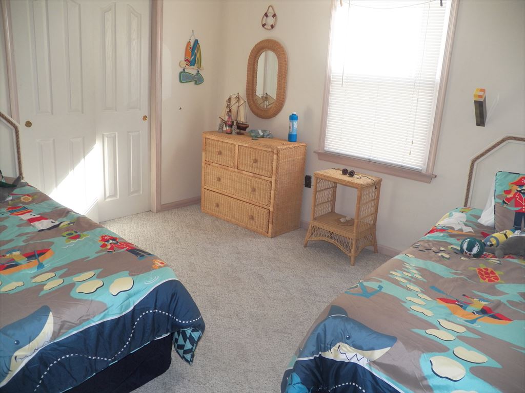 240 36th Street - Picture 