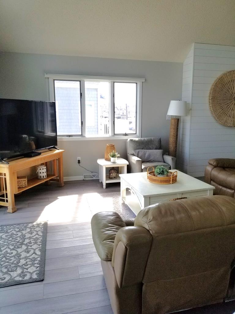 6315 Pleasure Avenue, Sea Isle City (Beach Front)