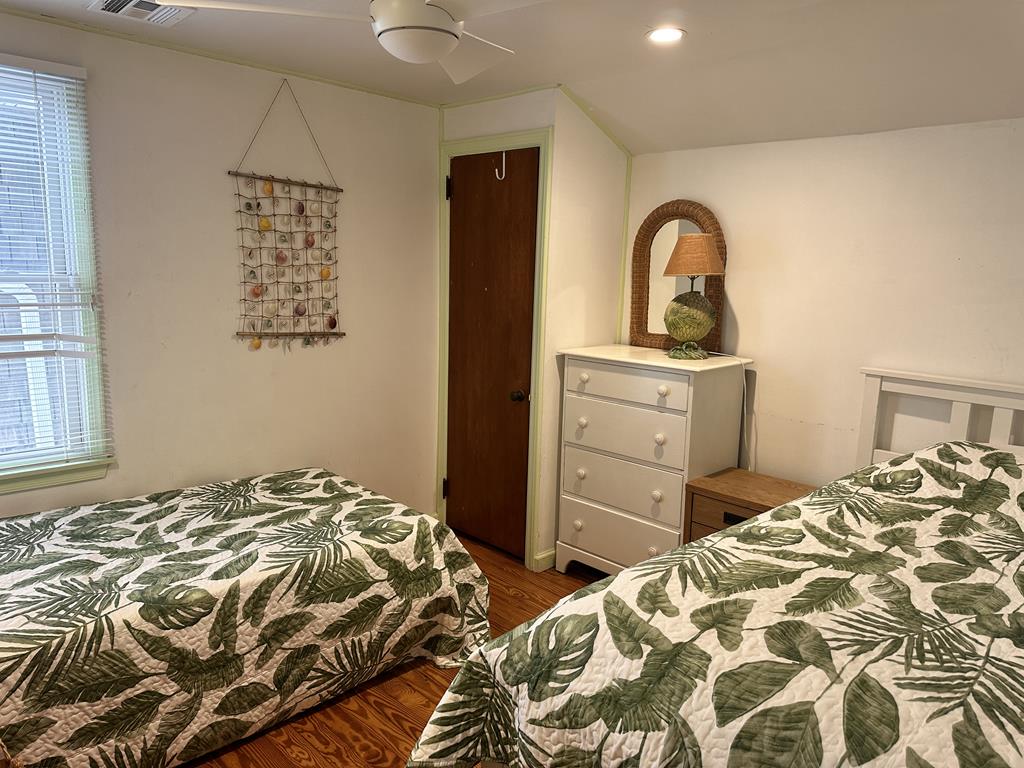 121 Oceanview Drive, Peahala Park (Ocean Front)