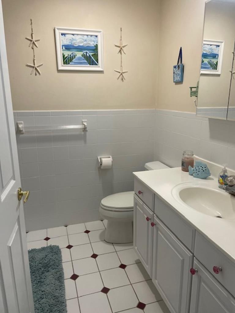 209A Taylor Avenue, Beach Haven (Ocean Side)