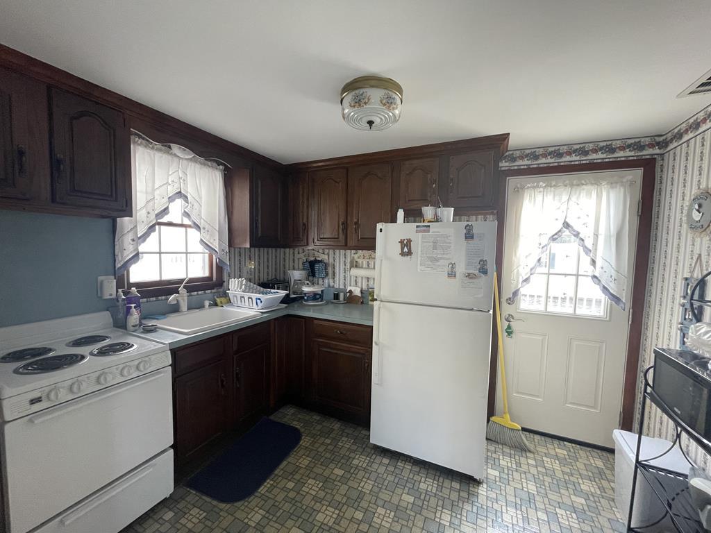 106 E 22nd Street, Spray Beach (Ocean Side)