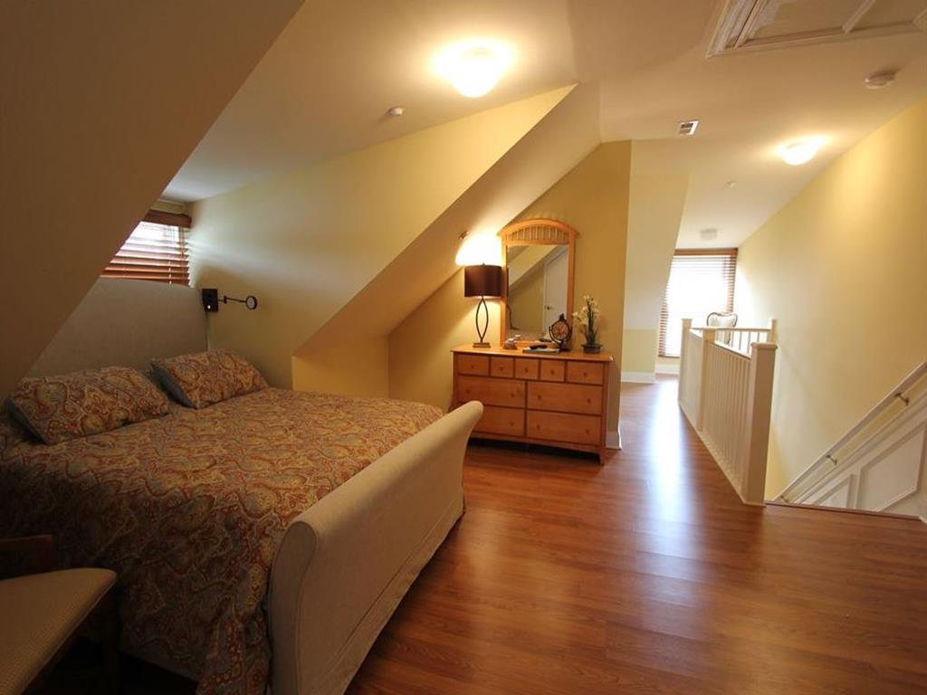 1136 and 1138 Lafayette Street Condo | Photo 11