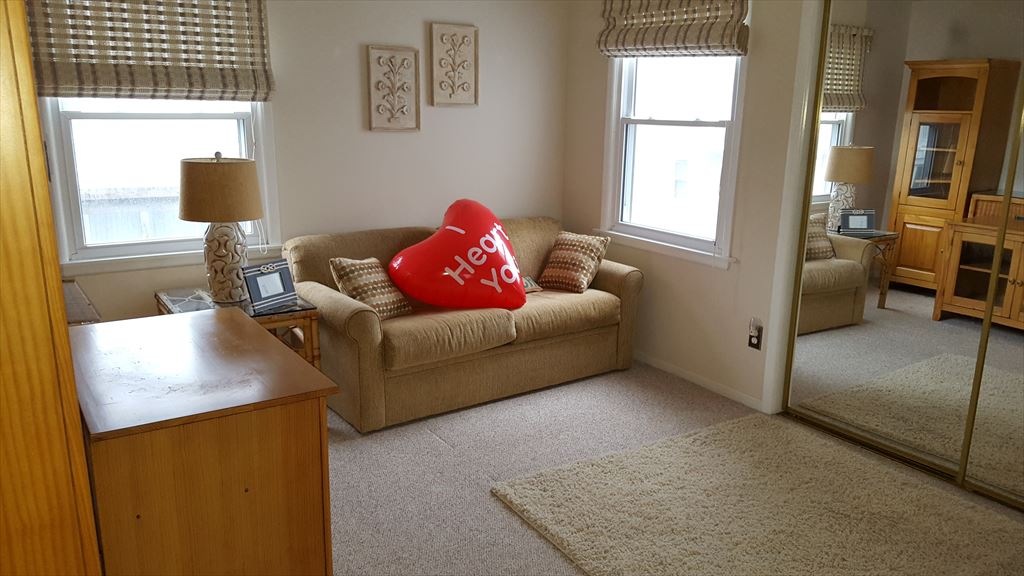 33 76th St - Picture 