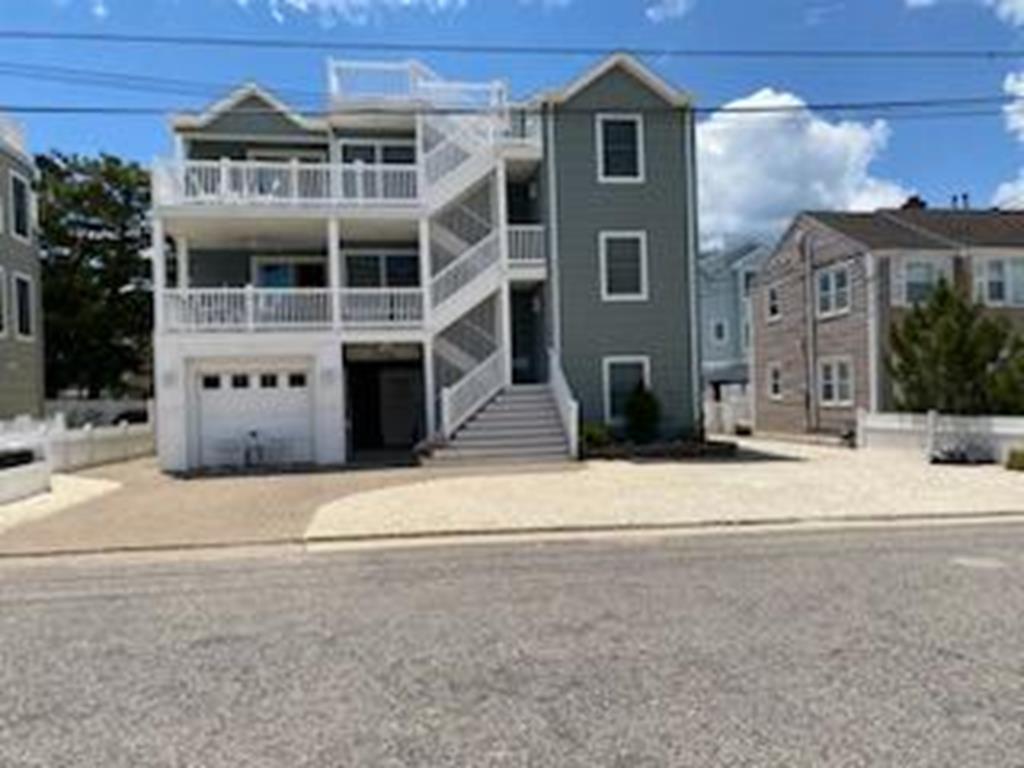 116 E Seabreeze Drive, Peahala Park