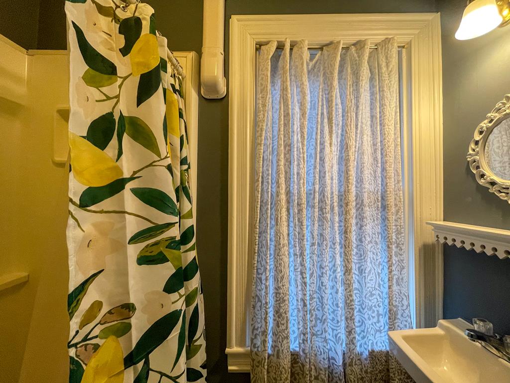 The Brandivor Beach Manor | Photo 24