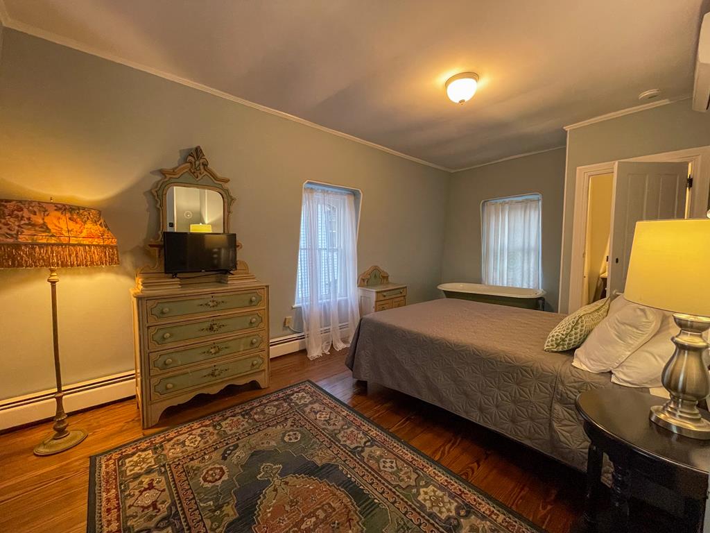 The Brandivor Beach Manor | Photo 35