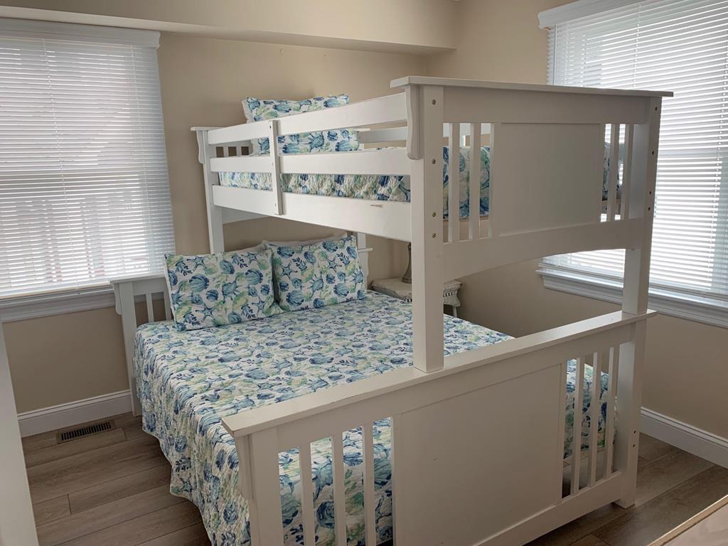 10 55th Street, Sea Isle City (Beach Front)