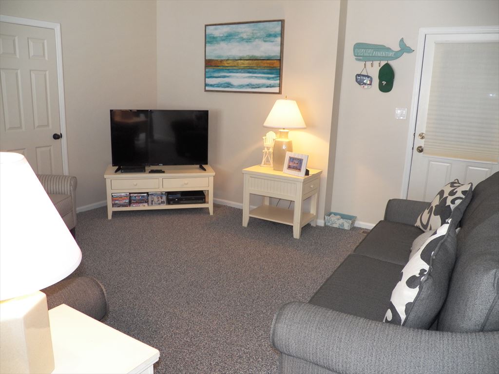 135 65th Street - Picture 