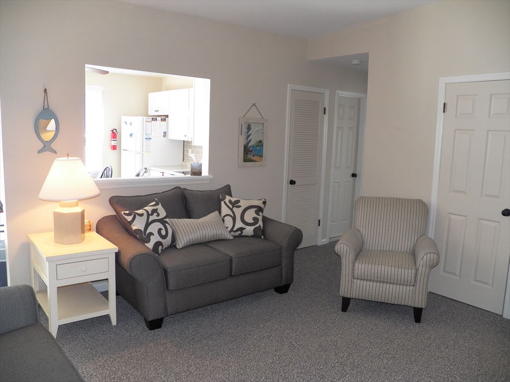135 65th Street - Picture 