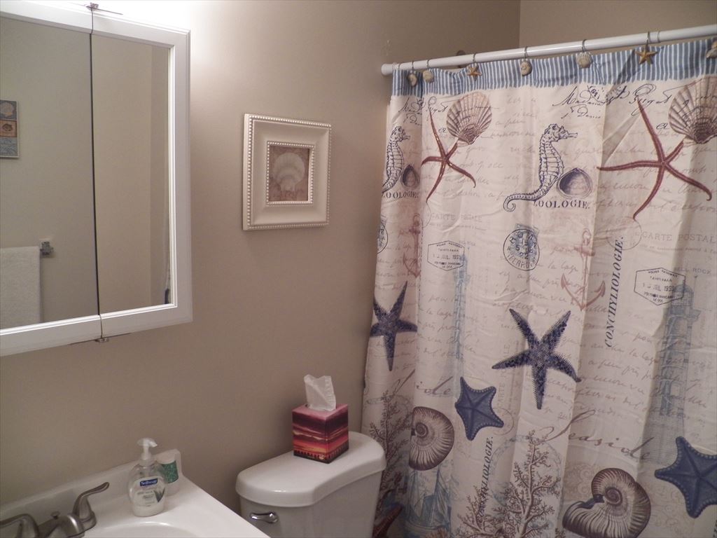 135 65th Street - Picture 