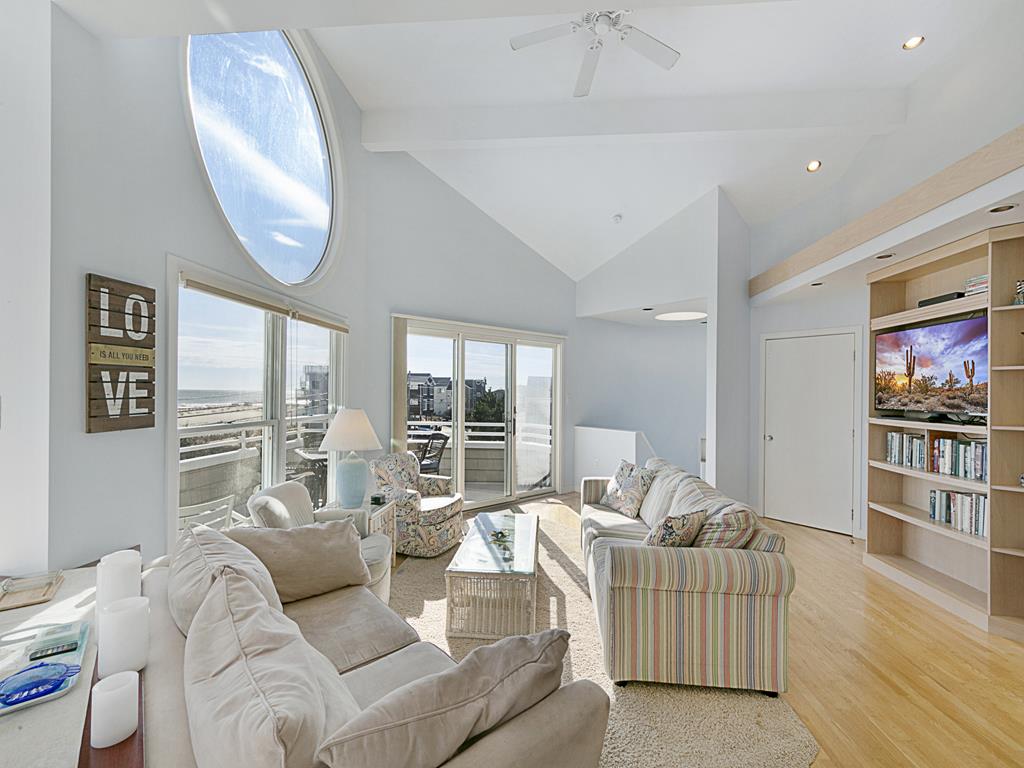 4204 Ocean Blvd, Brant Beach (Ocean Side)